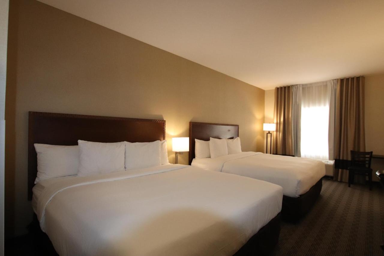 Comfort Inn Dawson Creek Exterior foto
